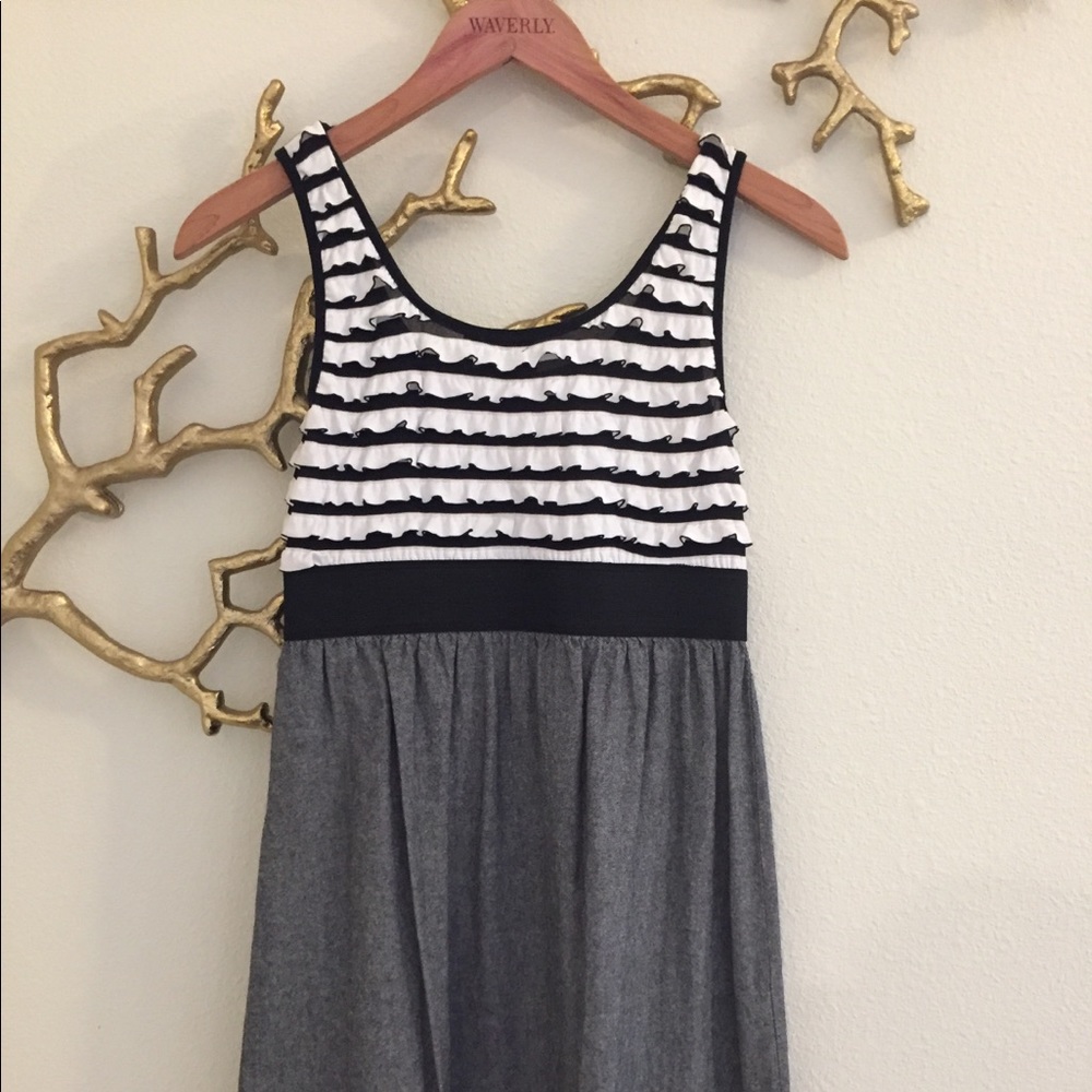 BLACK/ WHITE/ GREY DRESS